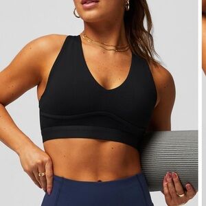 FABLETICS All Day Everyday Low Impact Bra - BLACK